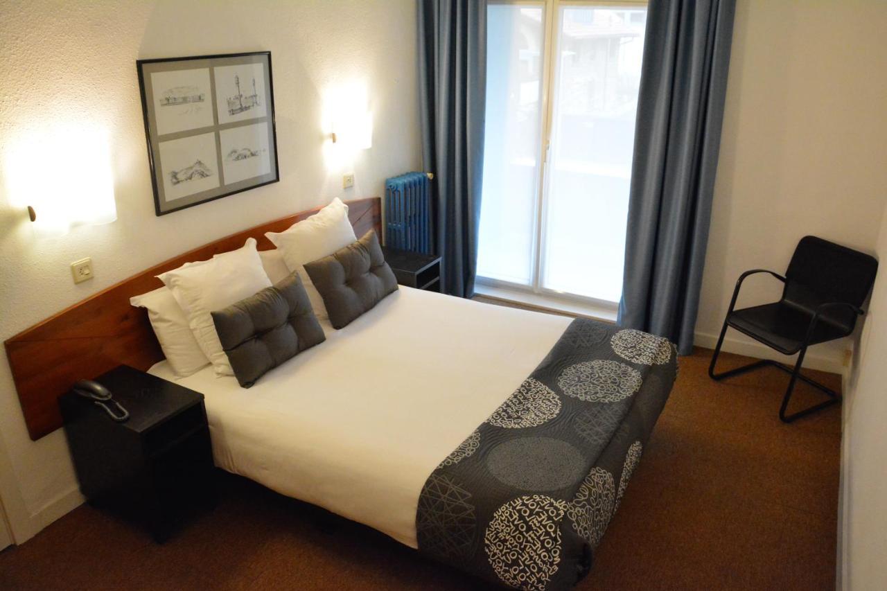 Hotel Record 圣塞瓦斯蒂安 外观 照片
