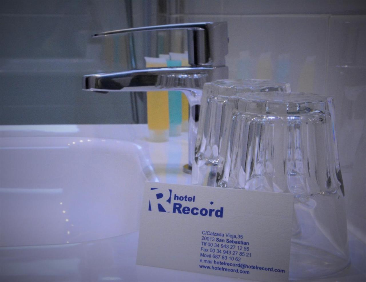 Hotel Record 圣塞瓦斯蒂安 外观 照片